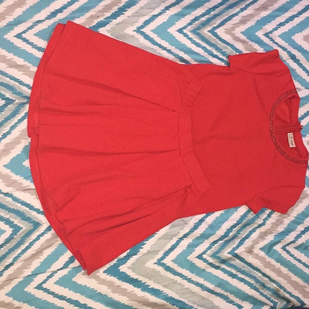 Kids 2 pice skirts and blouse